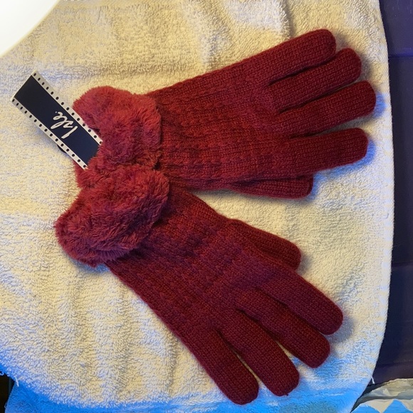 NWT Wine coloured gloves S - Picture 4 of 6